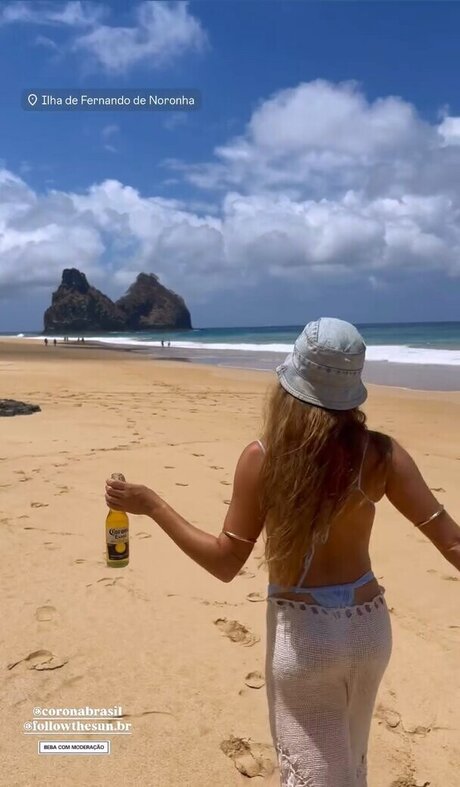 Camila Mayrink onlyfans content type