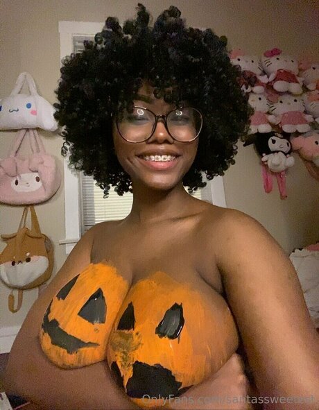 SantasSweetest Profile pic