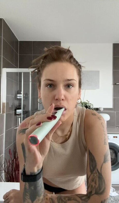 Liza Waschke onlyfans model