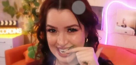 Ashley Ippolito topless onlyfans