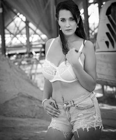 Carina Sitzberger onlyfans leaked tits