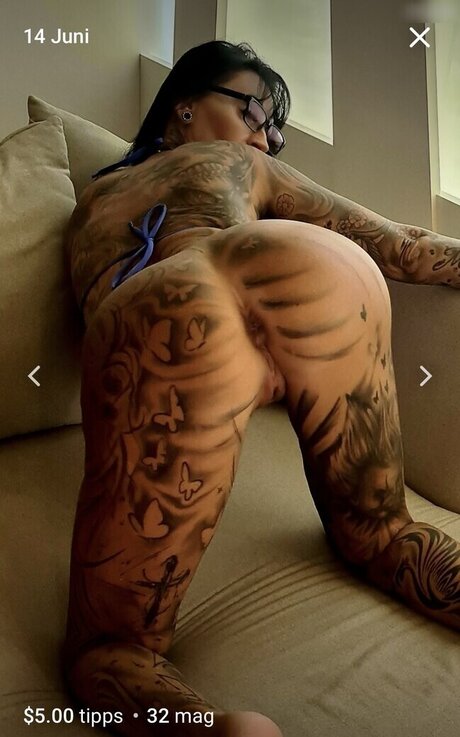 Sari Sander feet onlyfans