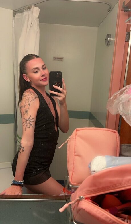 Lilyrainxoxo only fans