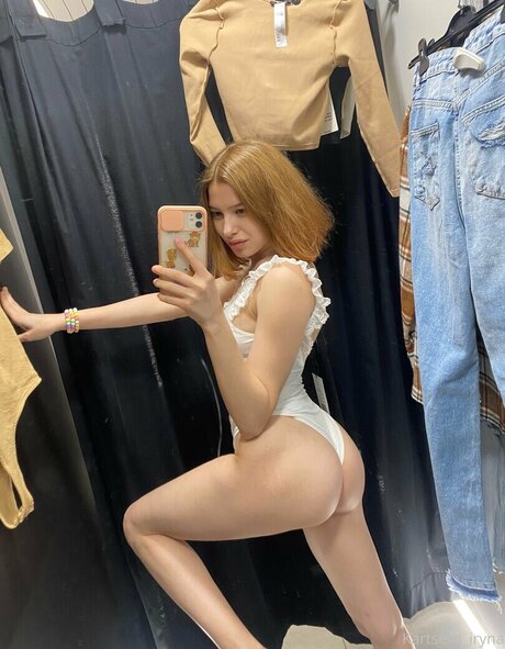 PoohIryna onlyfans nude pics