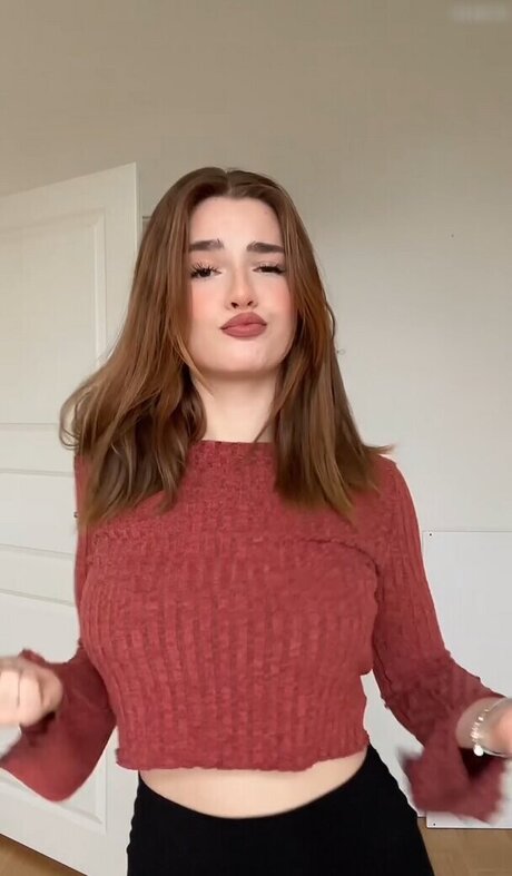 glasses onlyfans beautiful nude pictures