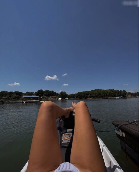 girl onlyfans free porn depiction