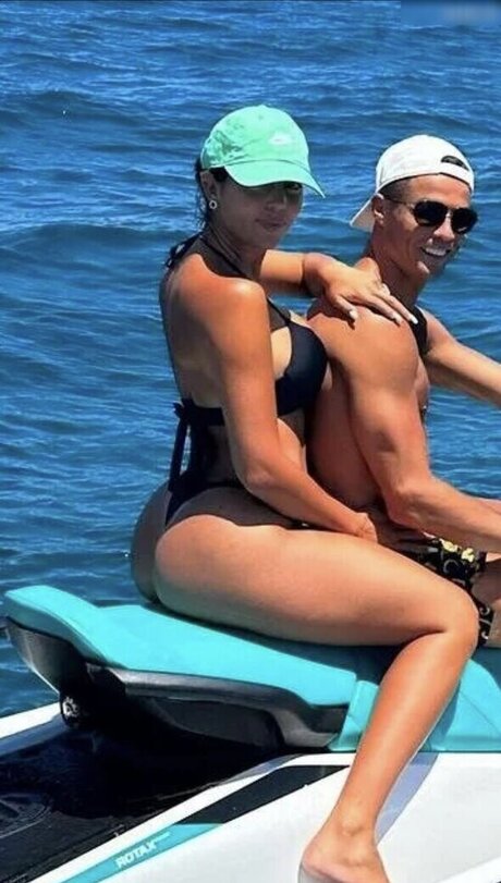 Georgina Rodriguez Hern ndez onlyfans striptease