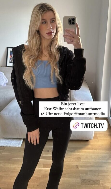 quitelola onlyfans images