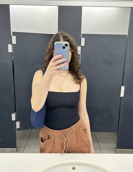 Aquariusdays only fans nudes