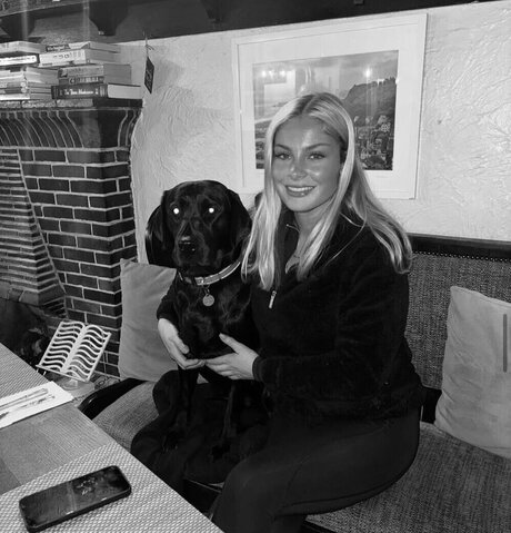 mollymercedes onlyfans star