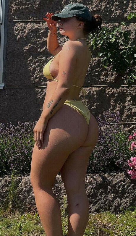 Tilde M llergren onlyfans nudes leak