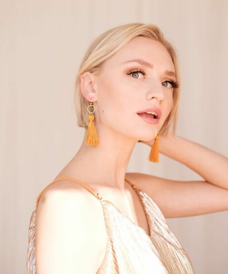 ashleyyy597 onlyfans striptease