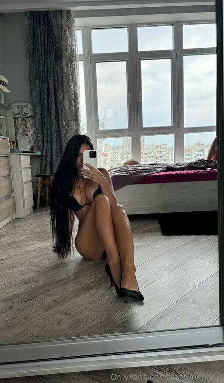 carolinefitgirl onlyfans naked