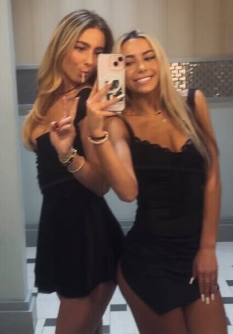 Ava Nucci onlyfans porn leaks