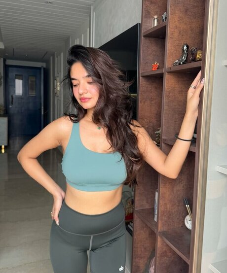 Anushka Sen onlyfans porn leaked