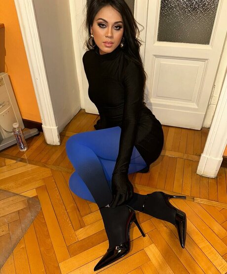 Mel Cross CD free onlyfans