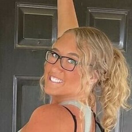 Maggie Kimberlin onlyfans leak