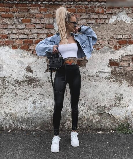 Carina mthrfckr onlyfans leajs