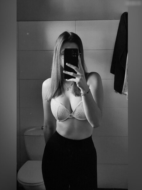 finest emi onlyfans leak nudes