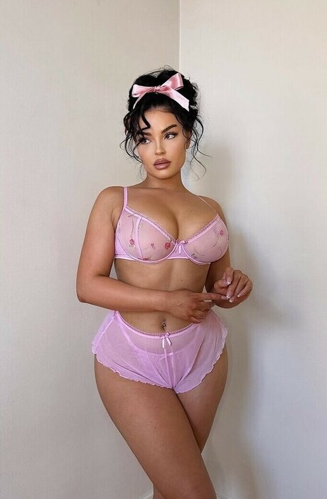 Emilia Emjeni joi onlyfans