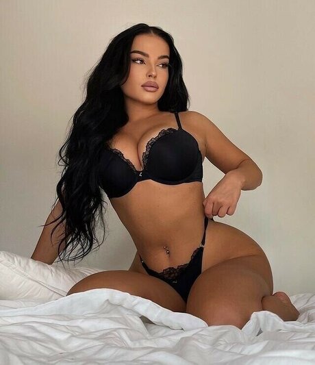 Emilia Emjeni onlyfans leaks