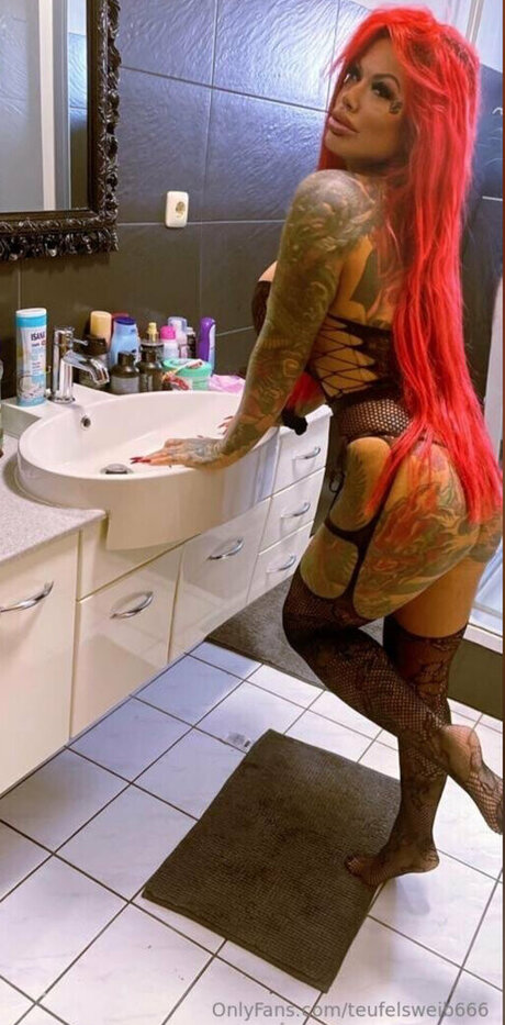 Catherine Teufelsweib xxx only fans