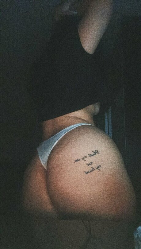 Ellyyelly onlyfans leaked naked