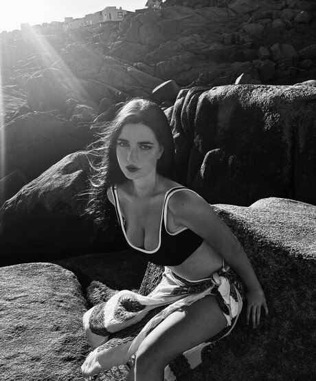 Manuela Calvo onlyfans nude photos