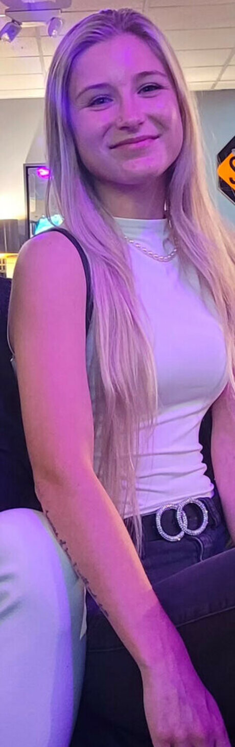 JustaJess onlyfans leaked photos