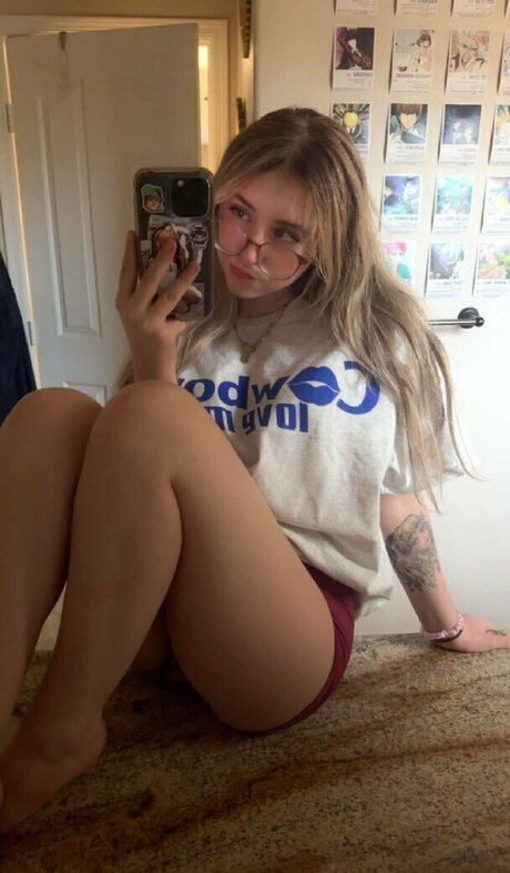 faeriies onlyfans model photo