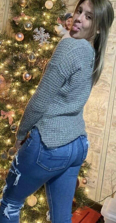 Kalia Hundley nude only fans