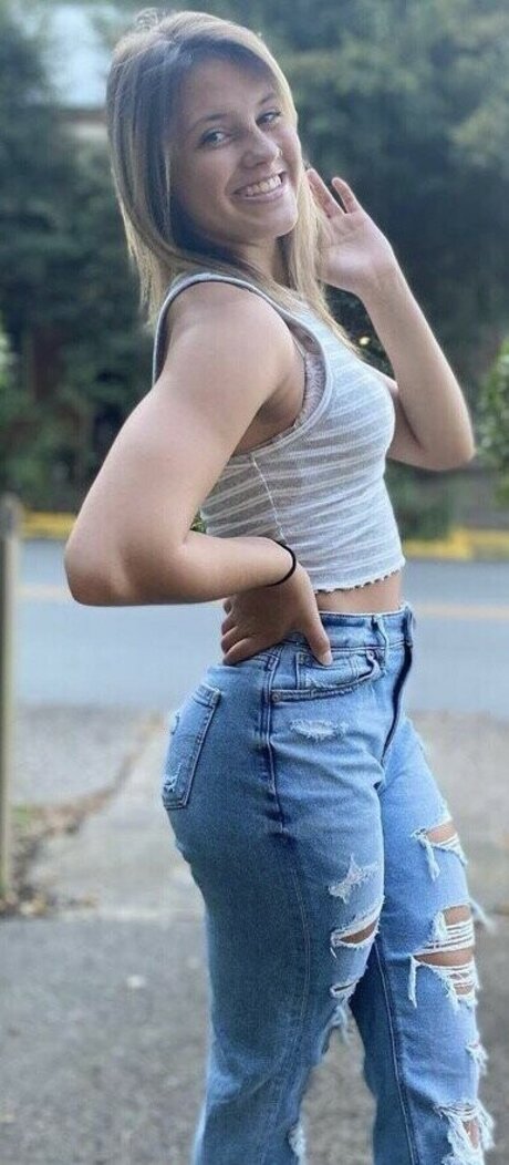 Kalia Hundley onlyfans leaked photos