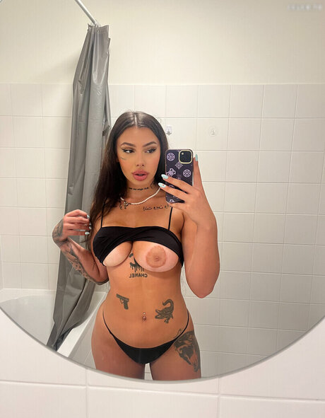 leggings ass onlyfans beautiful xxx candids