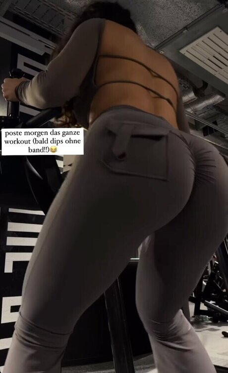 Lya Aylin Profile pic