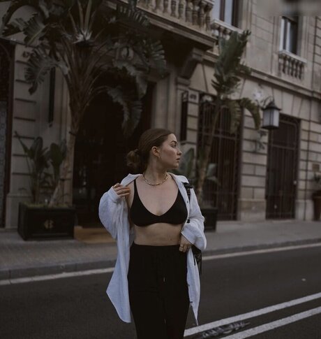 Sonny Loops onlyfans leams