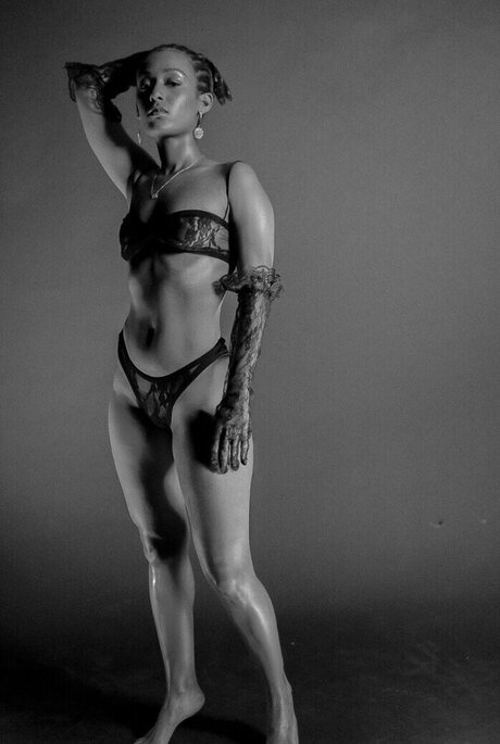 Honnete Bas onlyfans leakd