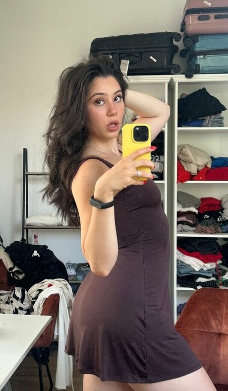 Hilal Fener onlyfans star