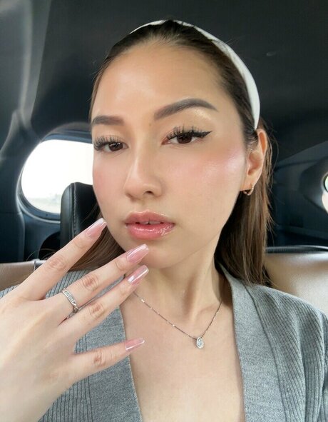 Swansage onlyfans post