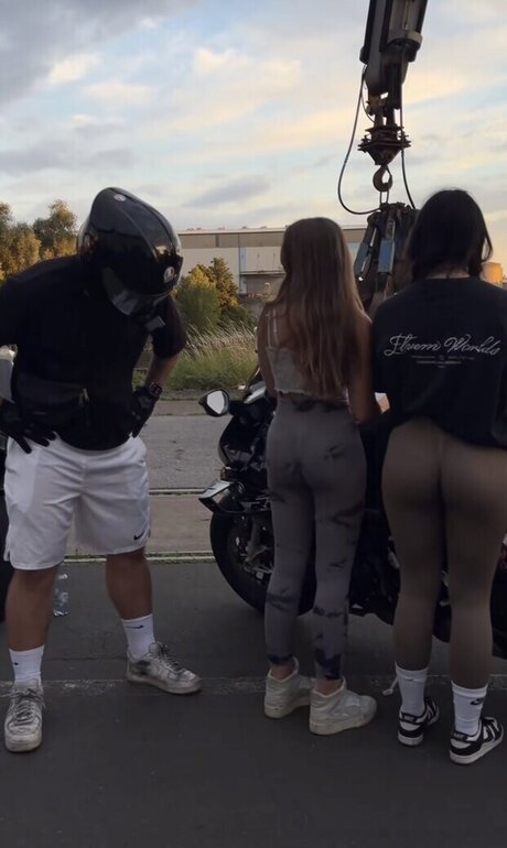 joysemmi naked on onlyfans