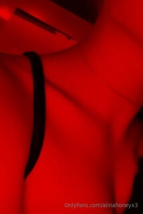 Alinahoneyx3 onlyfans naked porn