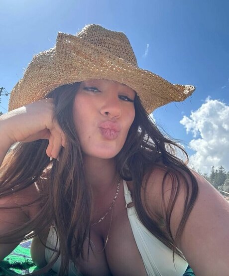 Monique Hristovska onlyfans