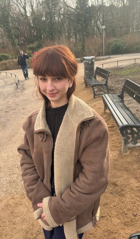 Dutchflirt nude only fans