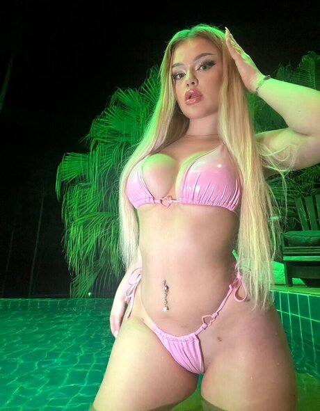 Kyliesweetie naked onlyfans leaked