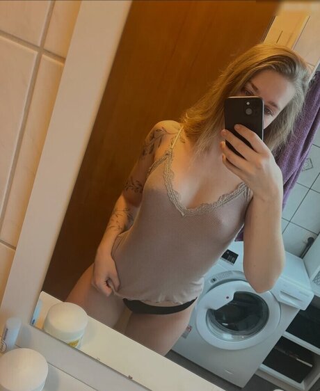 jasm nn nude on onlyfans