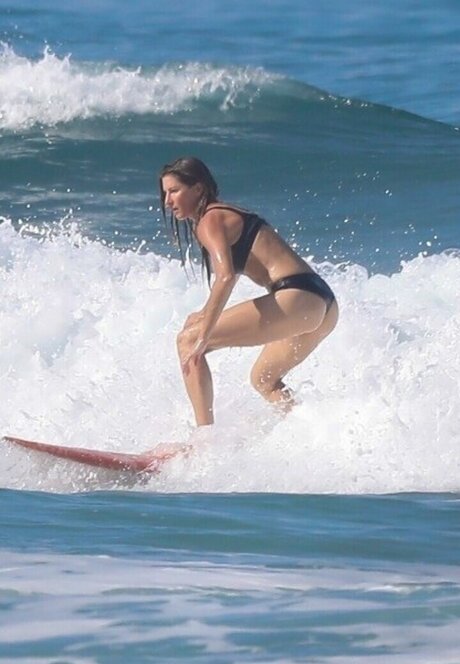 Gisele B ndchen onlyfans naked pics