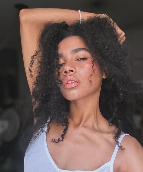 Paulacora100 only fans nudes