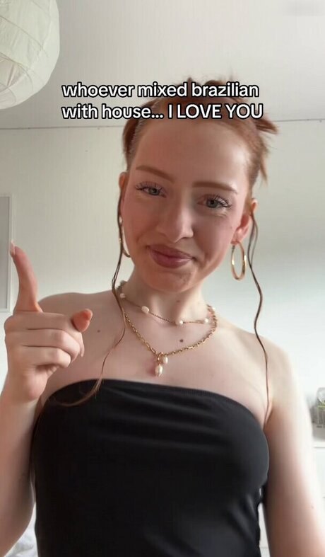 Annika eks onlyfans nude leaked