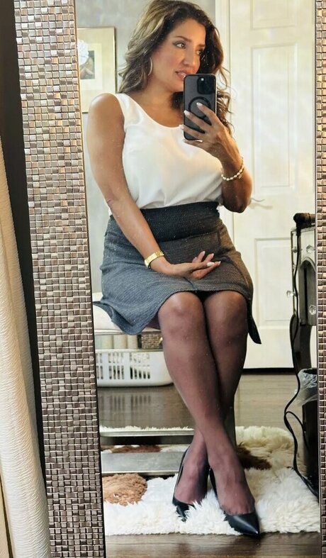 latinaseven7 onlyfans sexy