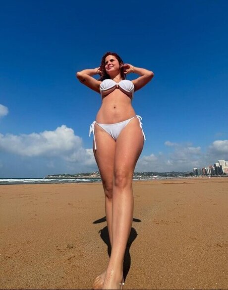 Victoria Mendoza naked onlyfans