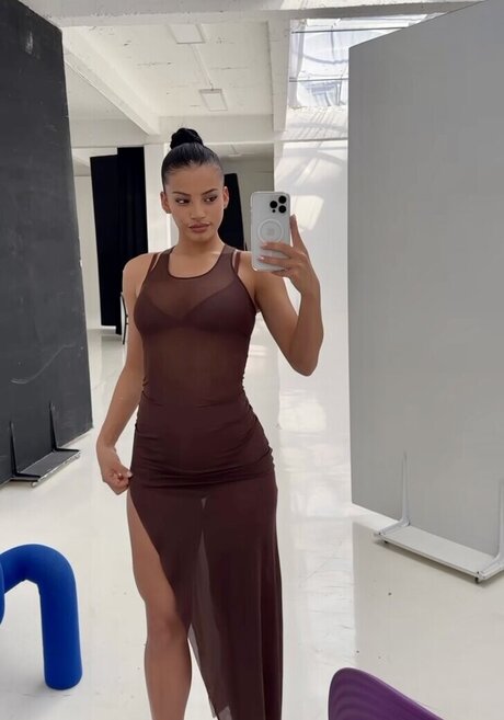 Ivana Santacruz onlyfans leaj